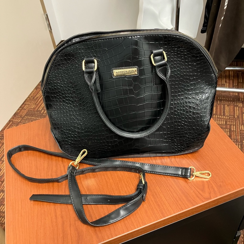 London Fog Black Crocodile-Embossed Women's Bag